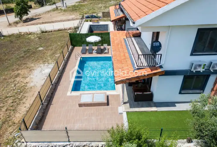 villa-sinemis-evini-kirala-6_219.jpg