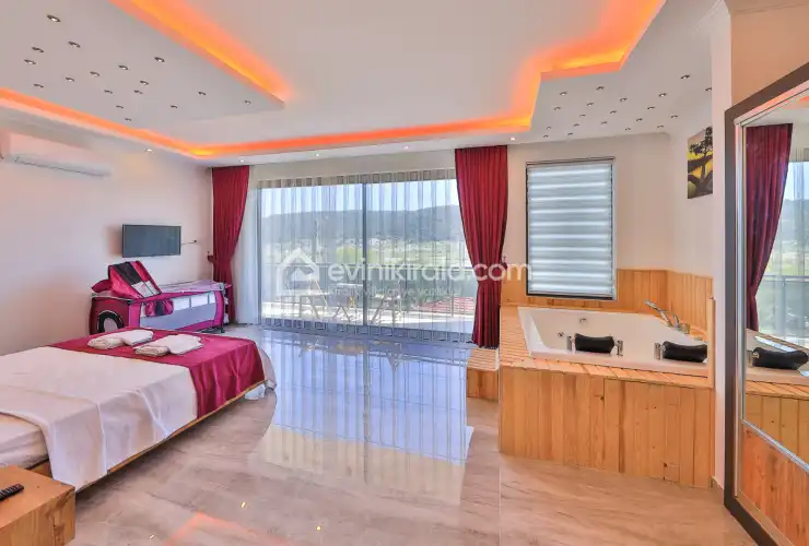 villa-su-luxury-saribelen-evinikirala-36_866.jpg